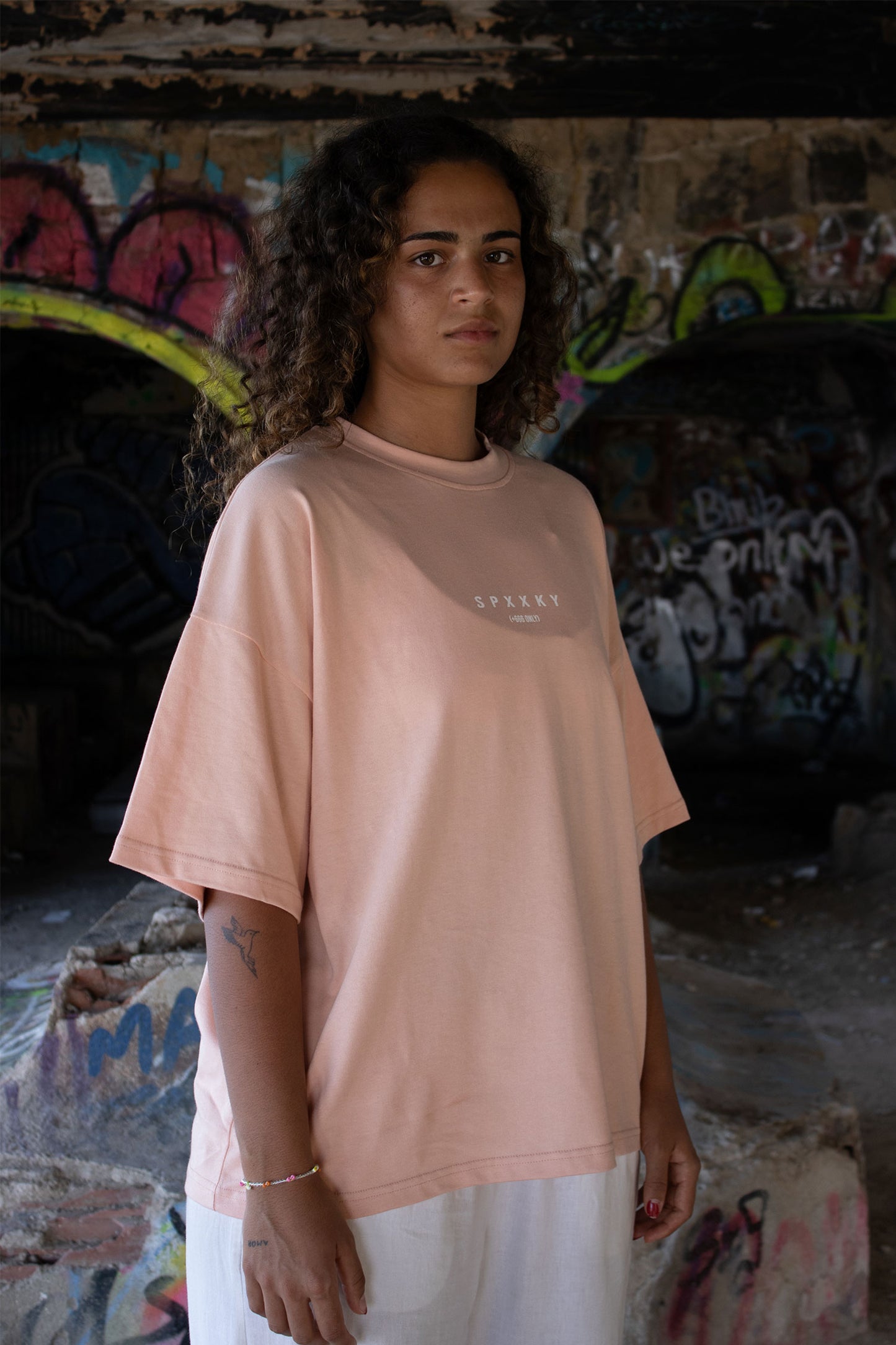 NEVER AFRAID SHIRT PINK