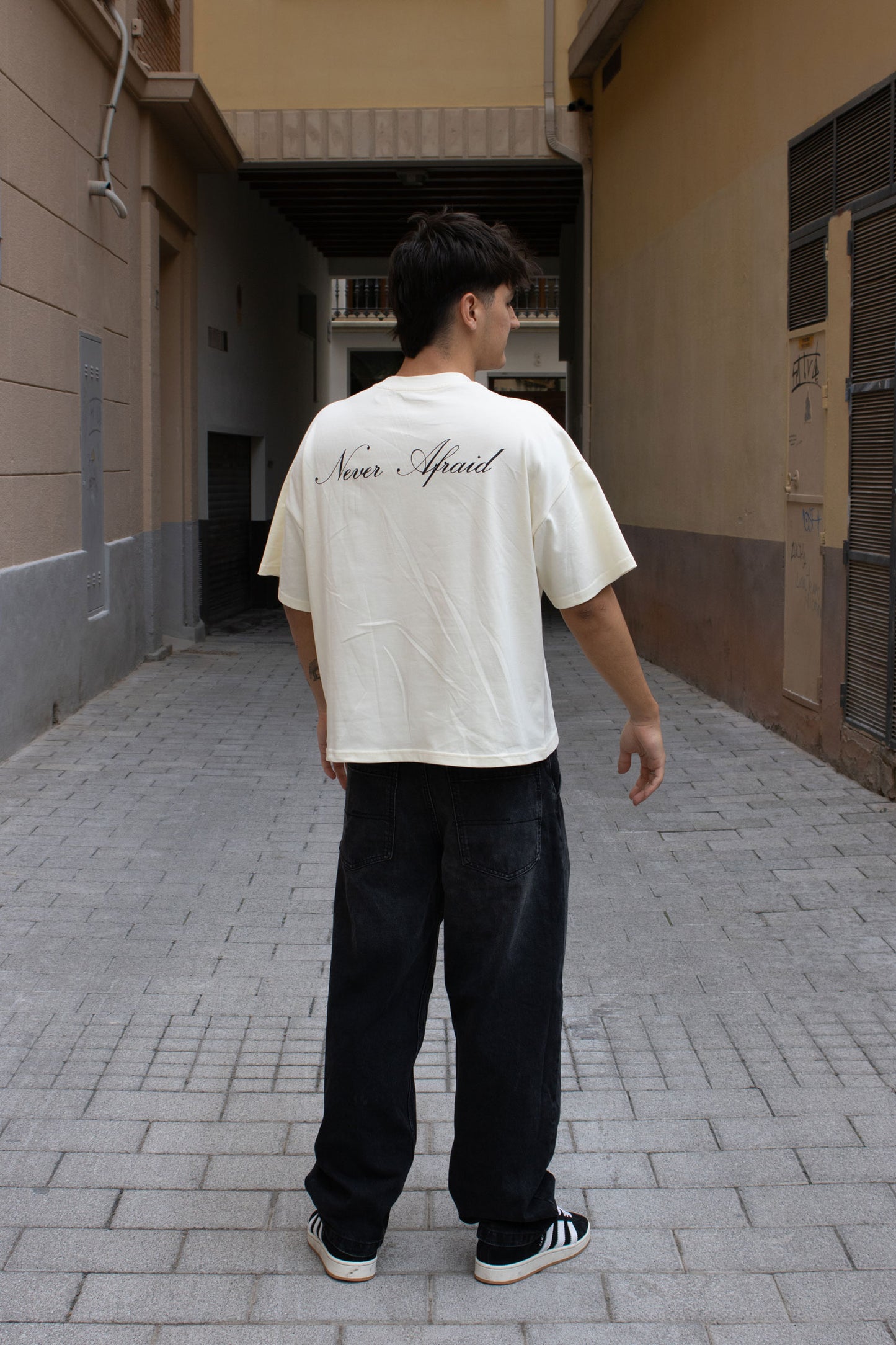 NEVER AFRAID SHIRT SAND