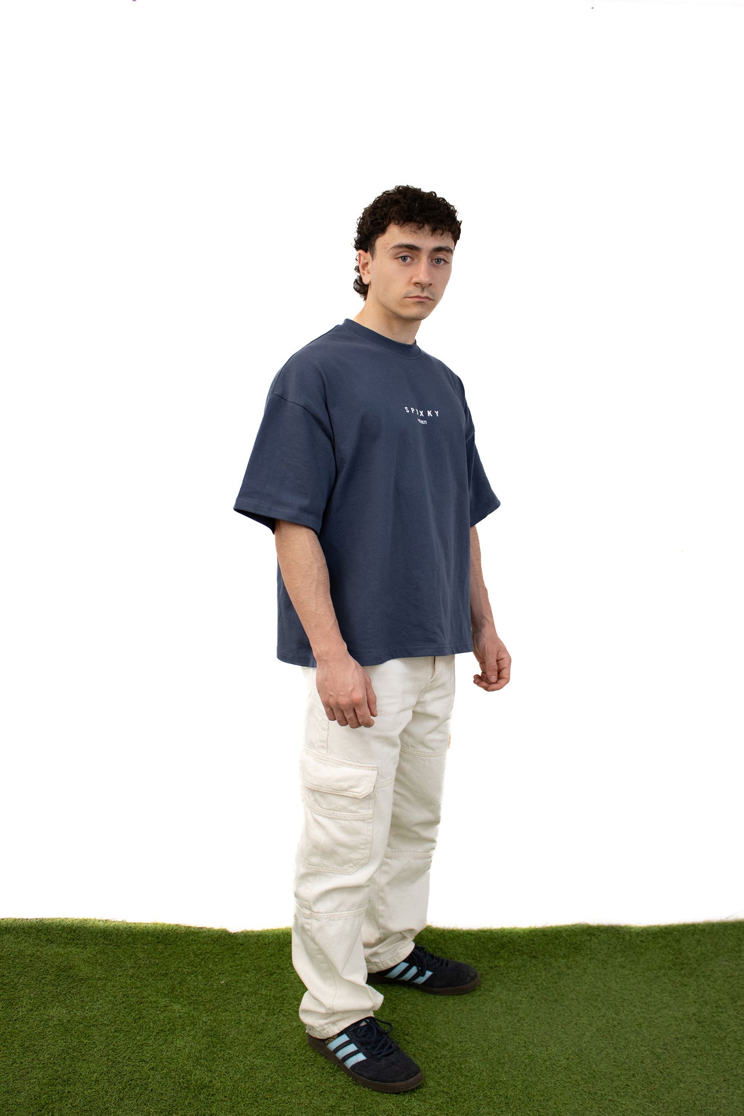 NEVER AFRAID SHIRT NAVY