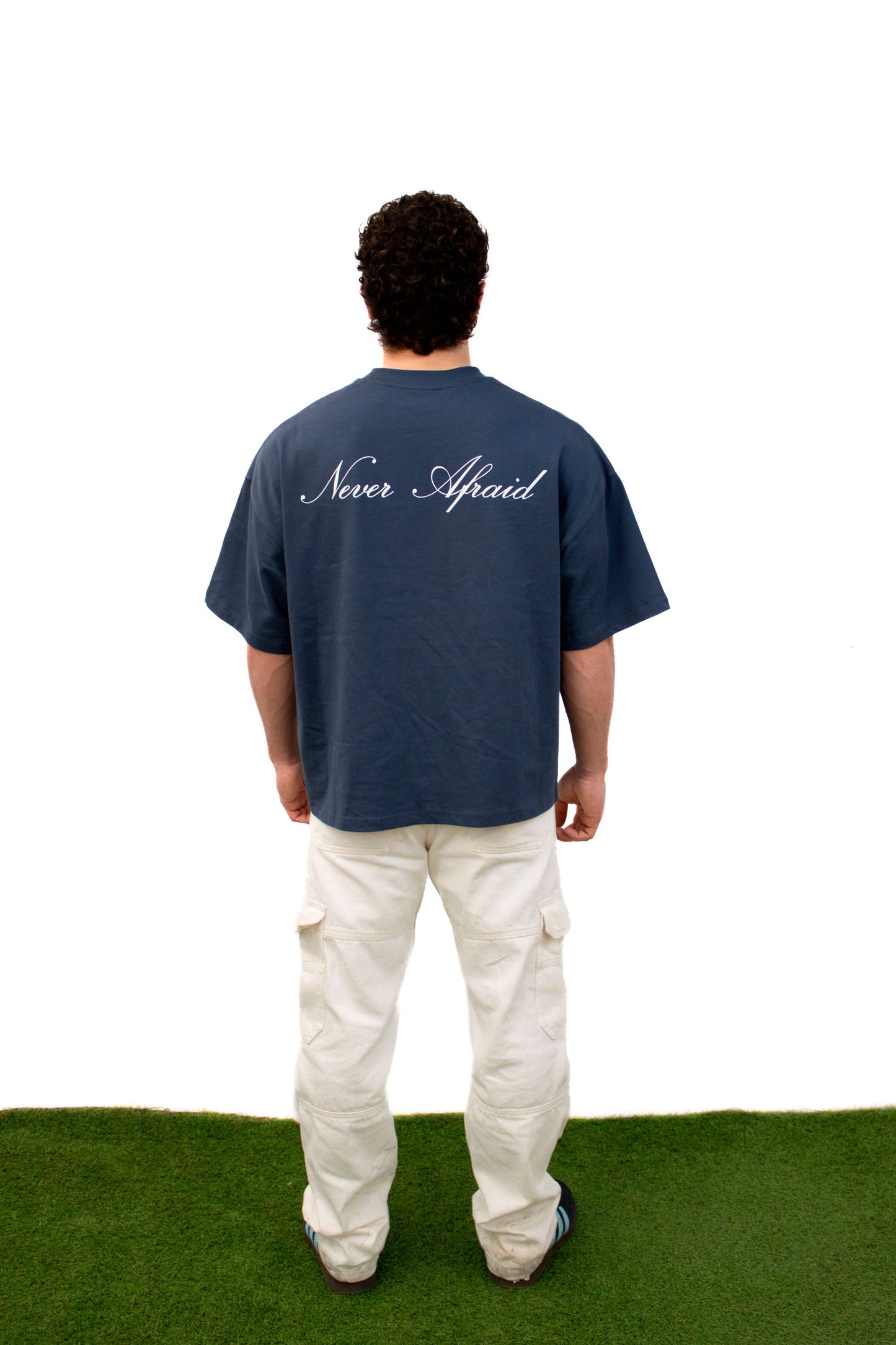 NEVER AFRAID SHIRT NAVY
